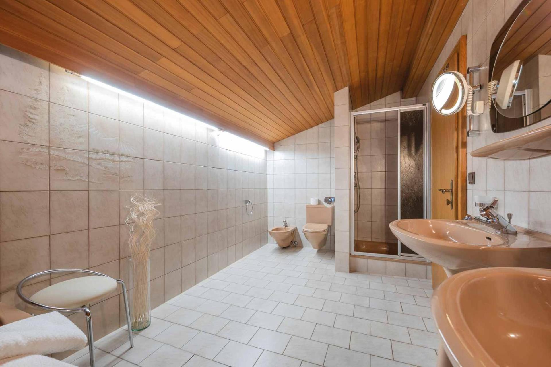 Apartment Zum Landarzt Neustift im Stubaital Luaran gambar